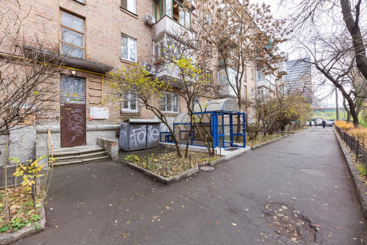На Палаце Спорта Kyiv Exterior foto